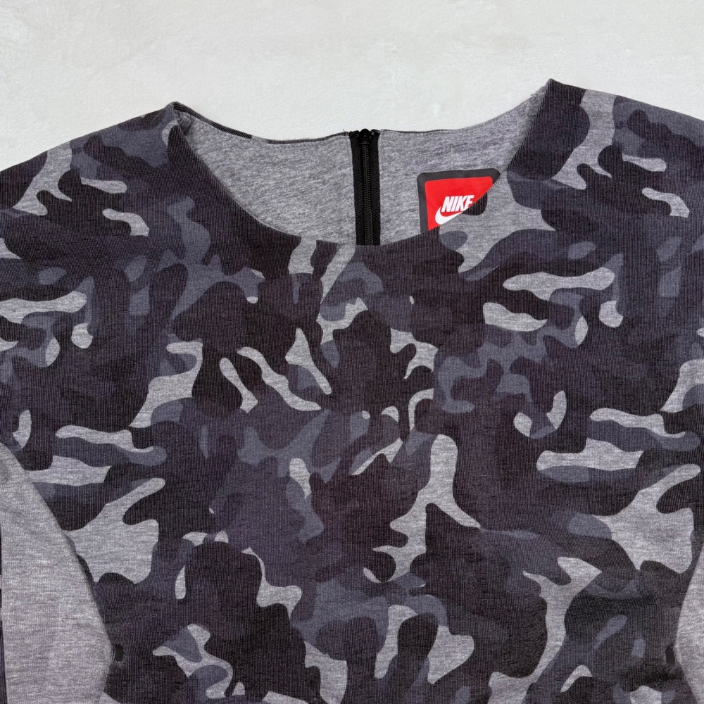 Nike Sportswear Tech Fleece Camo Sweatshirt Womens XS Grey Rear Zip Pullover - Picture 3 of 16